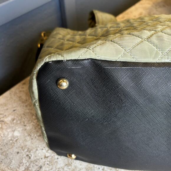 Alexis Bendel Olive Quilted Crossbody Carry-On Travel Weekender Tote Bag EUC - Picture 6 of 8